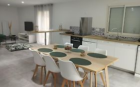 Maison 115 M 2 Avec Jardin